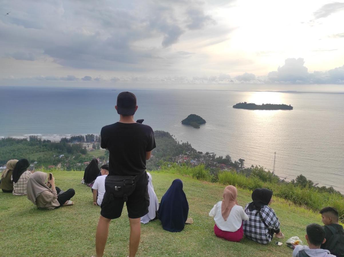Ferienwohnung Air Manis Secret Surfcamp Taluk Batung Exterior foto