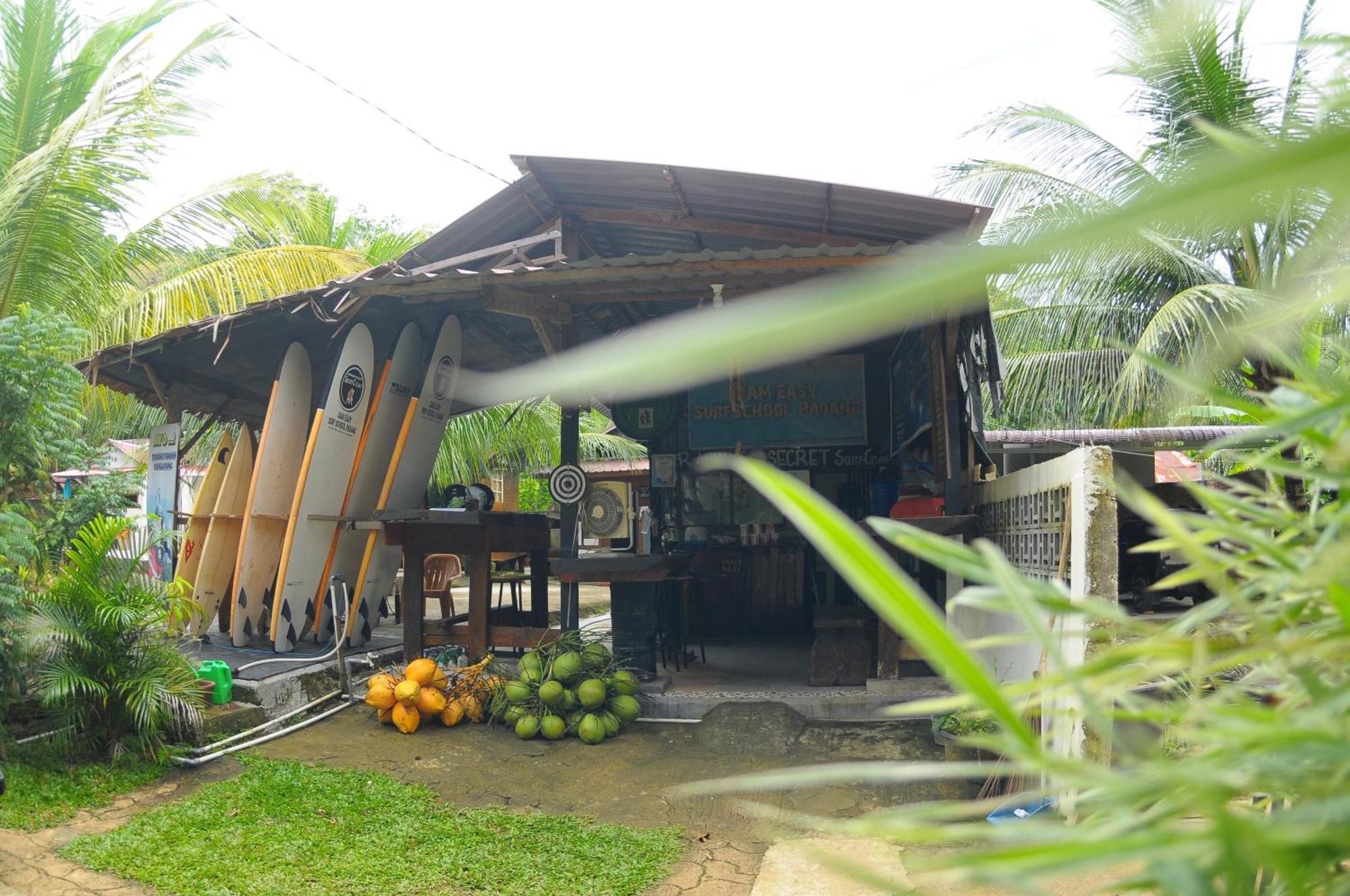 Ferienwohnung Air Manis Secret Surfcamp Taluk Batung Exterior foto