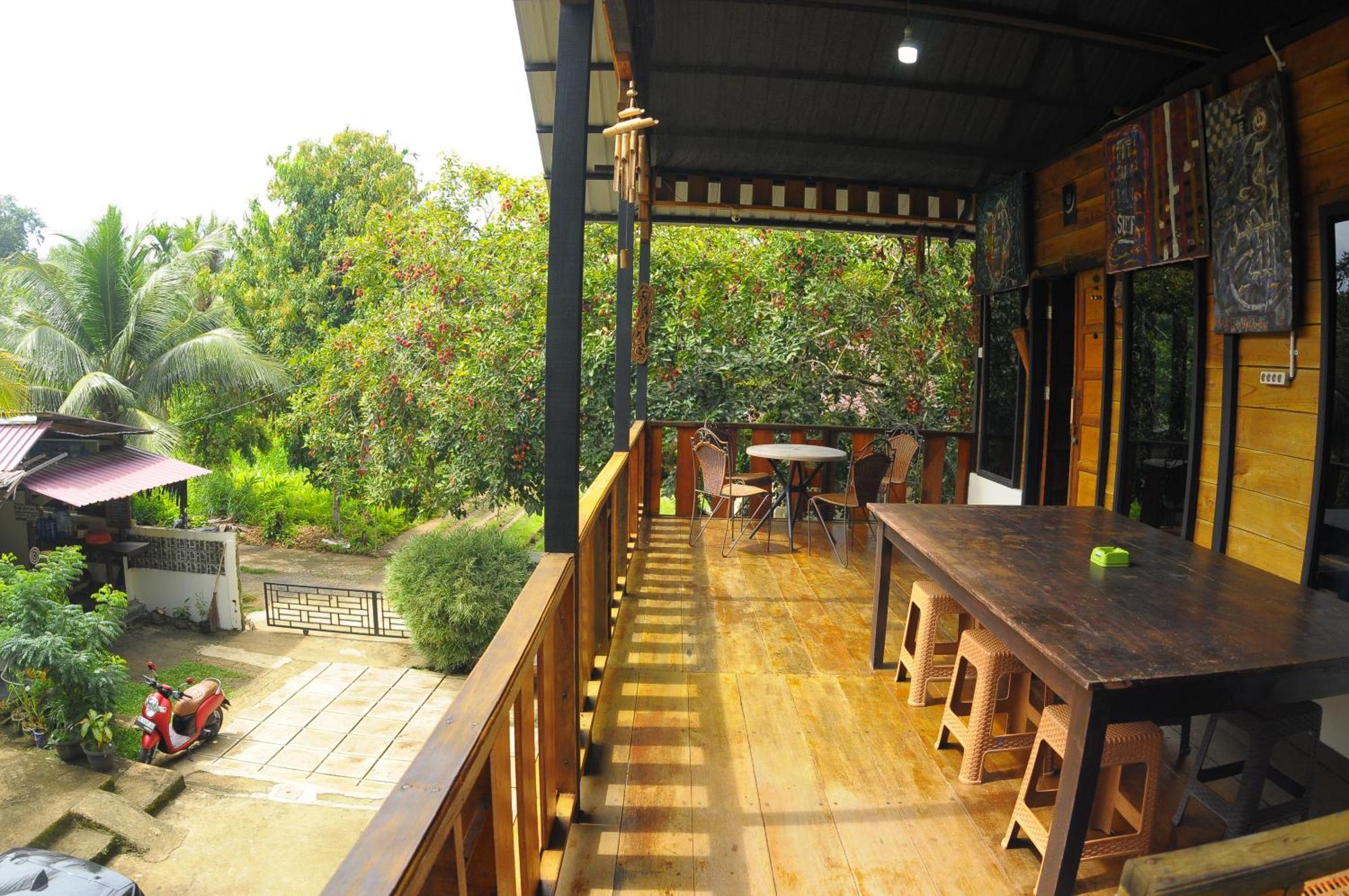 Ferienwohnung Air Manis Secret Surfcamp Taluk Batung Exterior foto