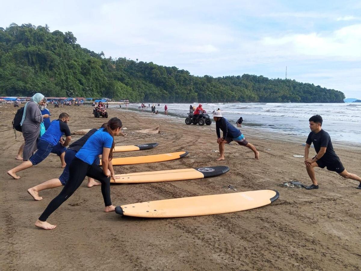 Ferienwohnung Air Manis Secret Surfcamp Taluk Batung Exterior foto