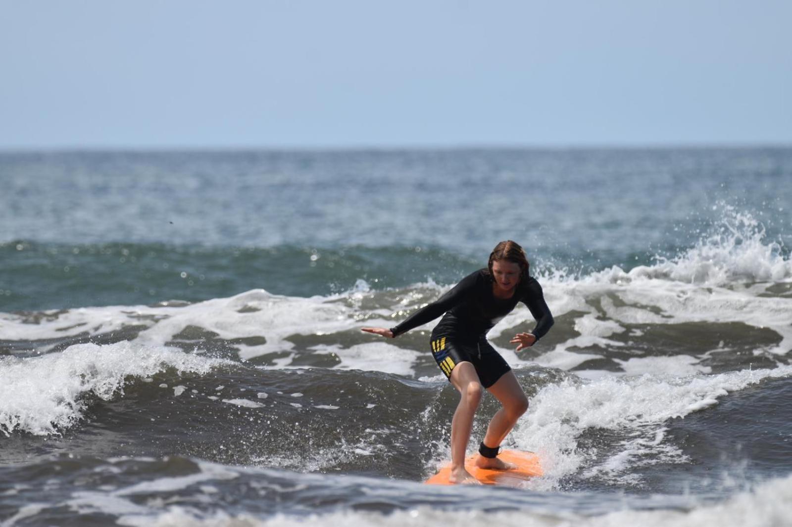 Ferienwohnung Air Manis Secret Surfcamp Taluk Batung Exterior foto