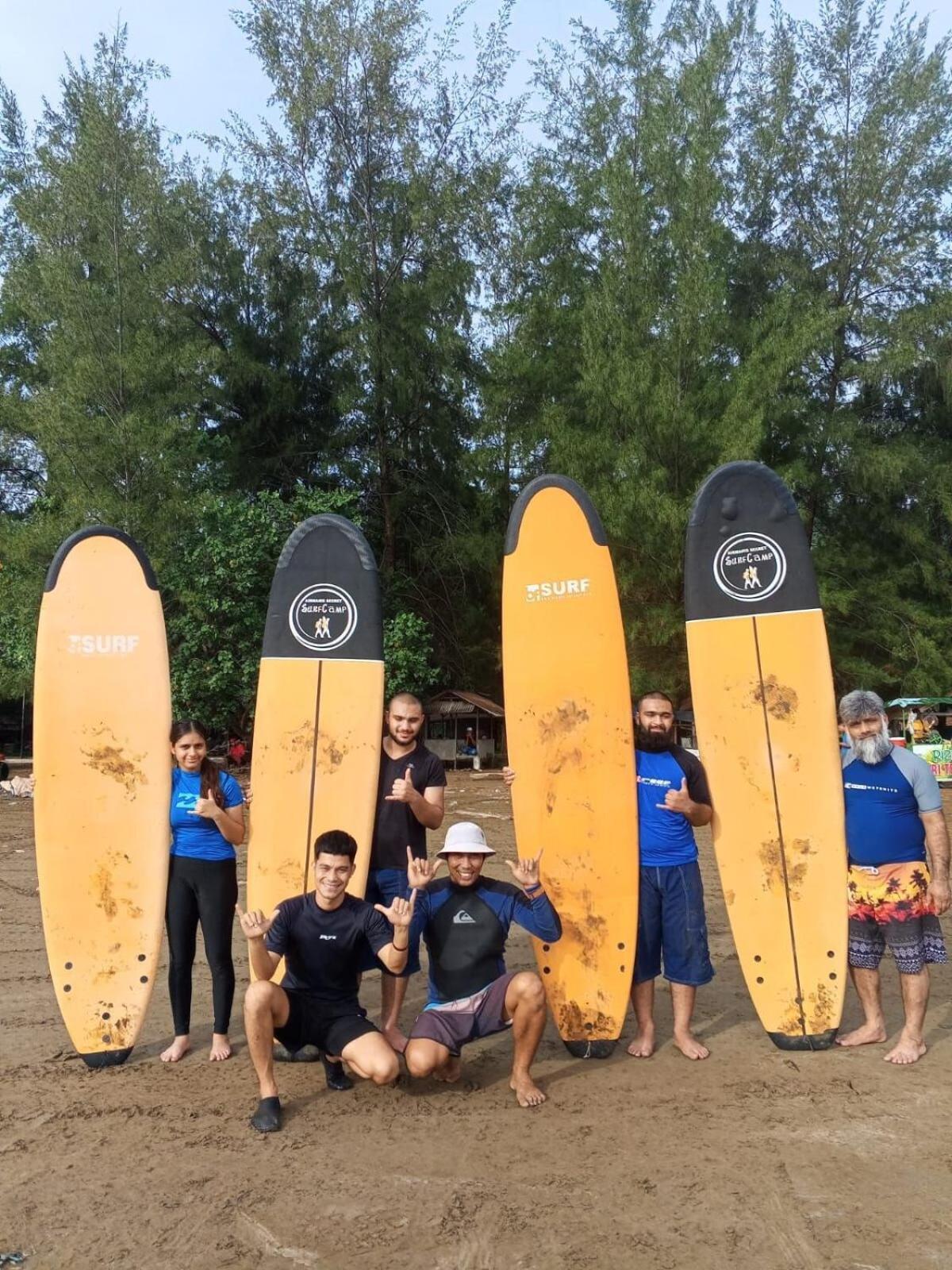 Ferienwohnung Air Manis Secret Surfcamp Taluk Batung Exterior foto